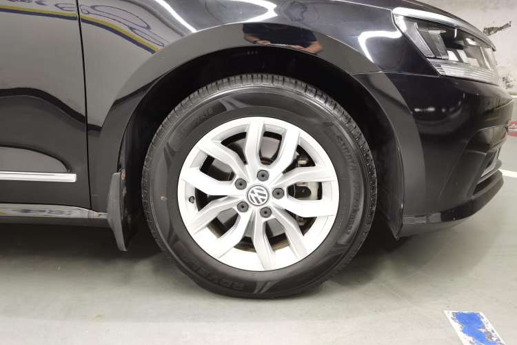 Used Volkswagen Passat 2017 280TSI DSG Luxury Edition
