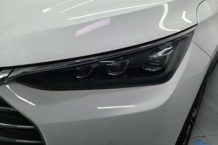 Used BYD Tang 2018 2.0T Automatic Smart Connect Prestige 7-Seater China V Standard
