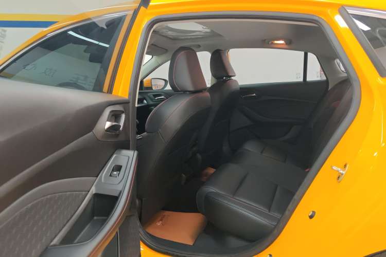 Used MG 5 2021 180 DVVT CVT Youth Luxury Edition
