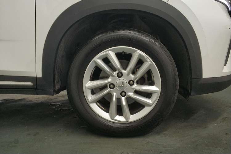 Used Wuling Alvez 2022 1.5L Manual Comfort Version