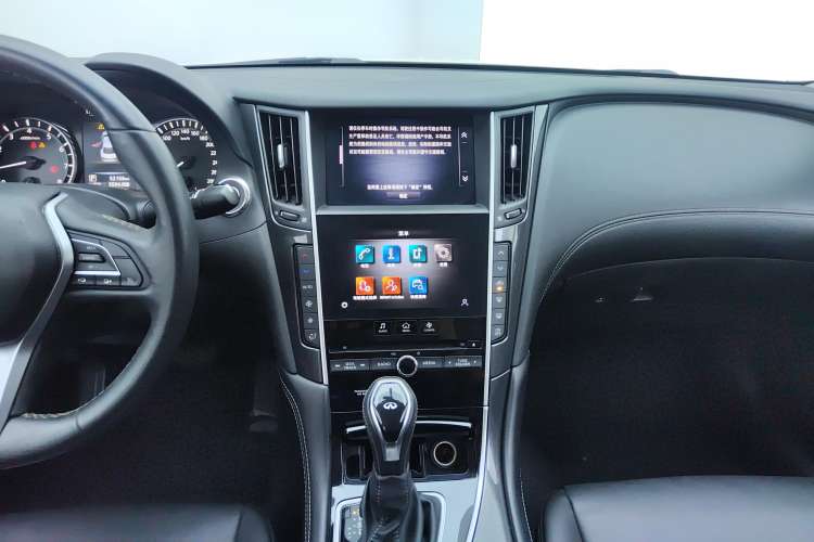 Used Infiniti Q50L 2022 2.0T Comfort Edition
