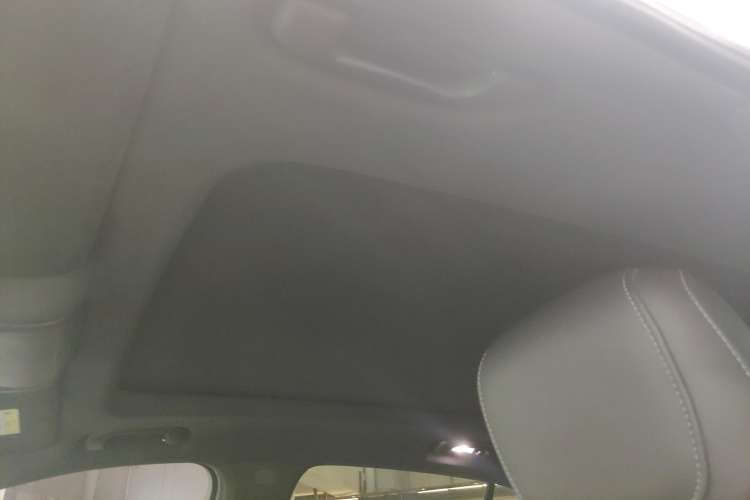 Used Cadillac XT4 2020 28T Two-Wheel-Drive Leading Version
