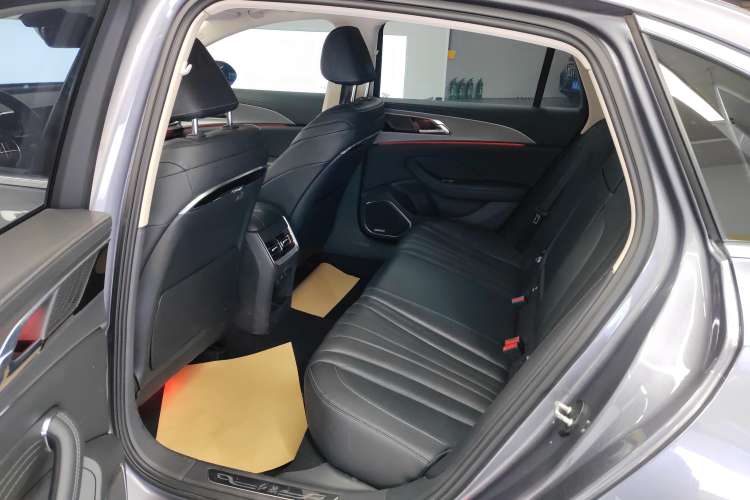 Used Hongqi H5 2023 2.0T Automatic Smart Connect Flagship Edition
