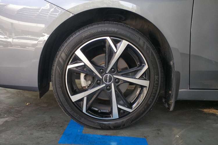 Used Roewe i5 2023 1.5L CVT Luxury Edition
