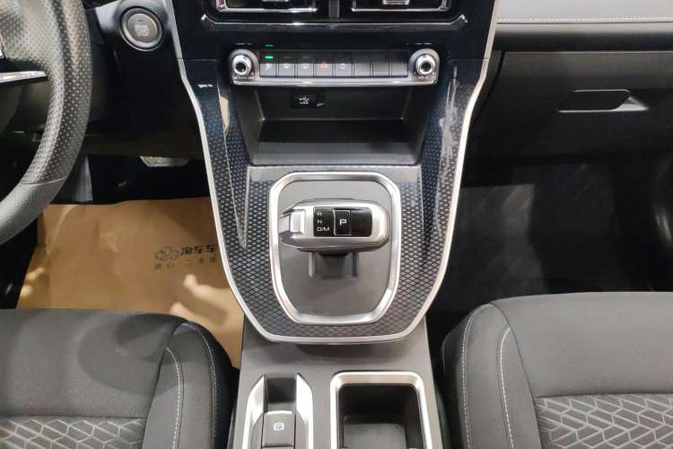 Used Haval M6 2023 PLUS 1.5T DCT Elite Smart Connectivity Model
