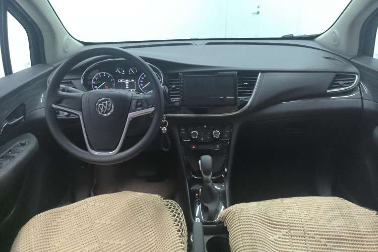 Used Buick Encore 2018 18T Automatic Two-Wheel Drive Urban Leading Model

