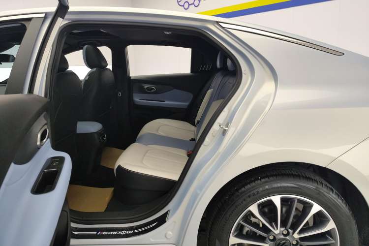 Used GAC Trumpchi EMPOW 2023 Shadow Leopard H High-Energy Hybrid Edition
