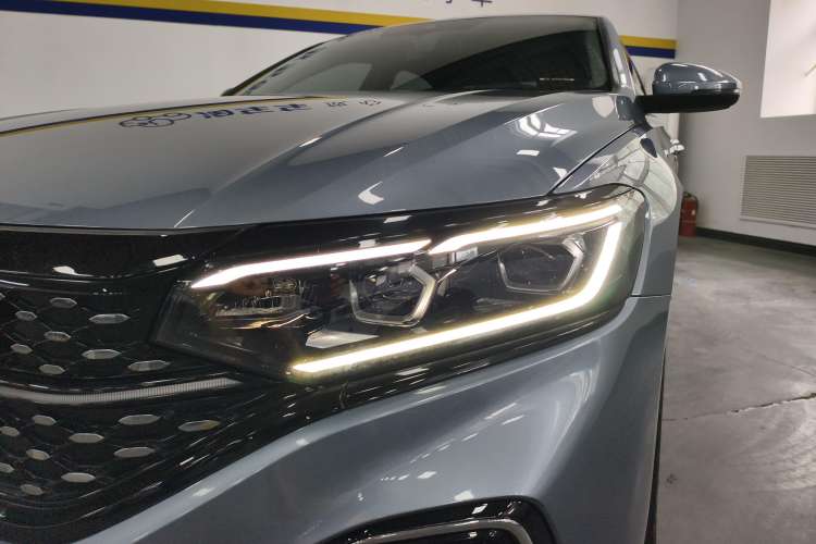 Used Volkswagen Passat 2022 330TSI Starry Luxury Edition
