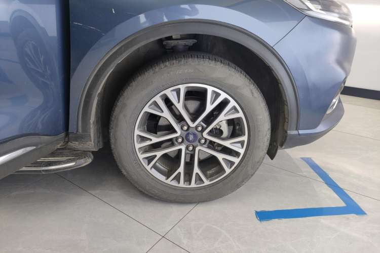 Used Ford Escape 2020 EcoBoost 245 Two-Wheel-Drive Titanium Edition