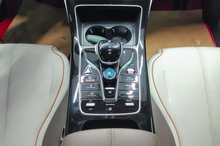 Used BYD Qin PLUS 2023 Champion Edition DM-i 55KM Superior Model
