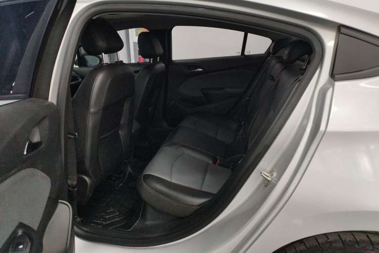 Used Chevrolet Cruze 2018 Redline 330T Dual-Clutch Flagship Edition
