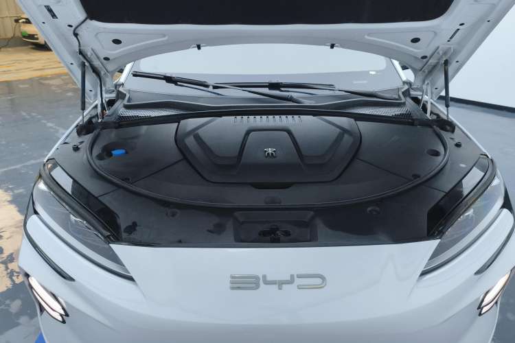 Used BYD Song PLUS New Energy 2023 Champion Edition EV 520KM Flagship Model
