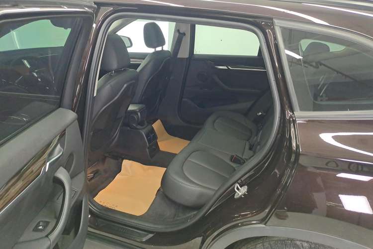 Used BMW X1 2016 sDrive18Li Premium Edition
