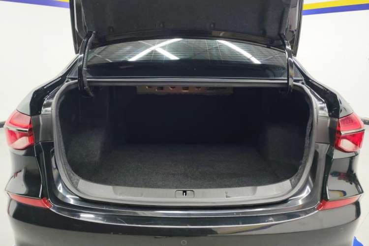 Used Chevrolet Monza 2019 RS 330T Automatic Comfort Edition China VI Standard