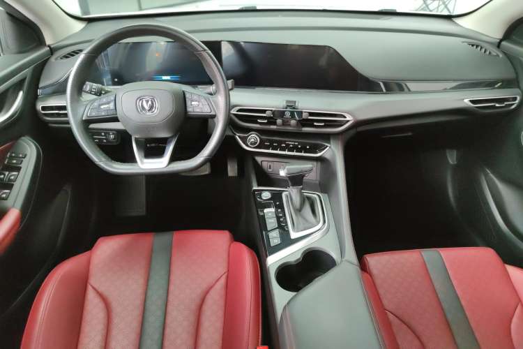 Used Changan Eado 2021 PLUS Blue Whale NE 1.4T GDI DCT Flagship Model
