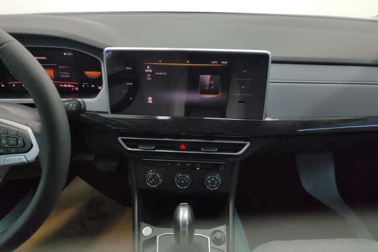 Used Volkswagen Lavida 2024 300TSI DSG Full-Comfort Edition