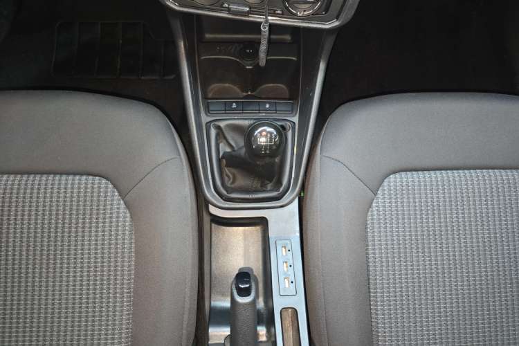 Used Volkswagen Santana 2019 1.5L Manual Fashion Edition China VI Standard
