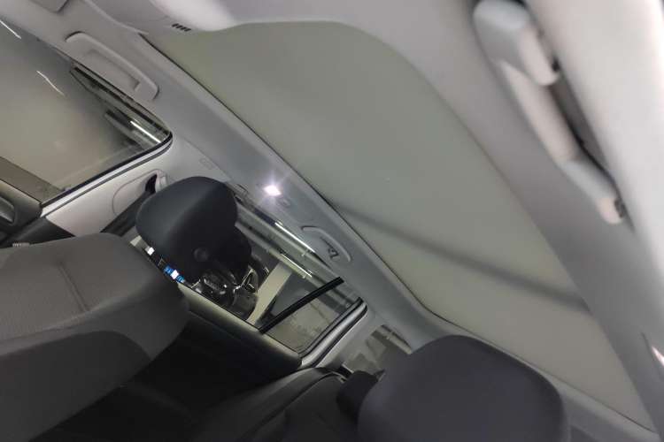 Used Volkswagen Golf 2019 1.8TSI Travel Edition
