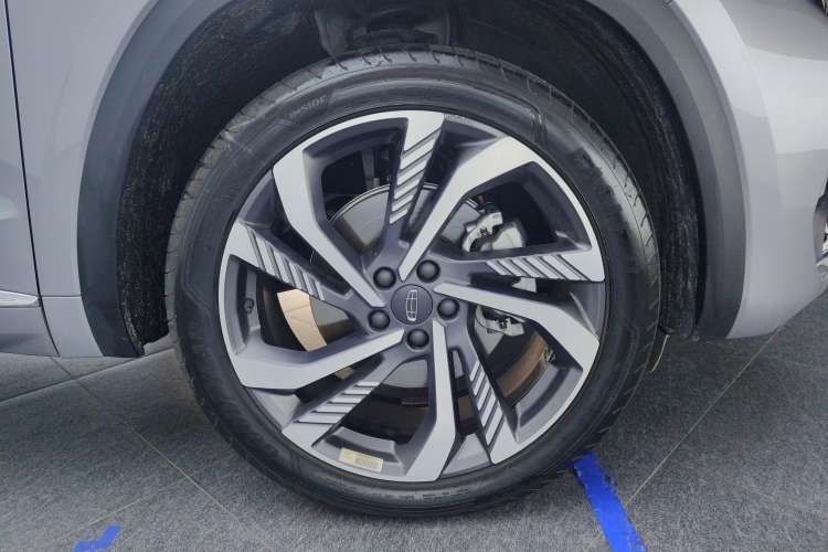 Used Geely Auto Monjaro L 2024 2.0TD High-Power Automatic Two-Wheel Drive Skyline Edition
