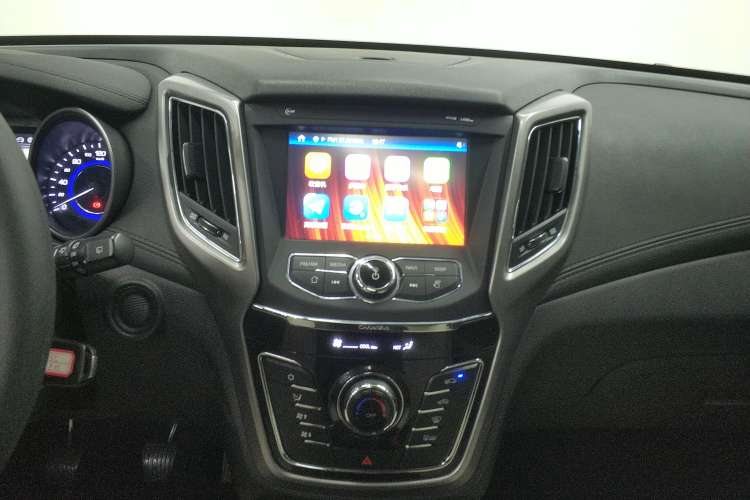 Used Changan CS35 2017 1.6L Manual Luxury Model
