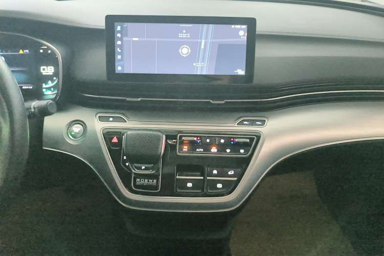 Used Roewe iMAX8 2022 400TGI Flagship Edition
