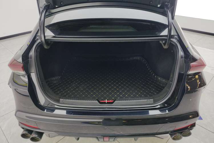 Used GAC Trumpchi EMPOW 2021 270T DCT J16 Version
