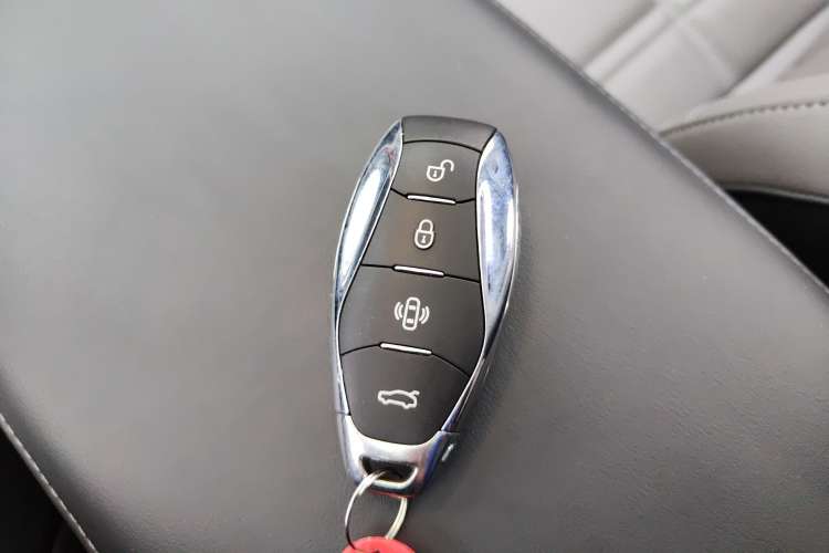 Used Hongqi EH7 2024 690 Pro
