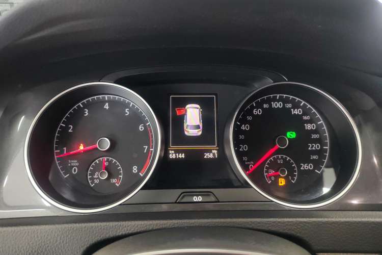 Used Volkswagen Golf 2019 1.8TSI Travel Edition
