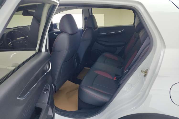 Used Geely Auto Vision X3 2021 PRO 1.5L CVT Deluxe Model
