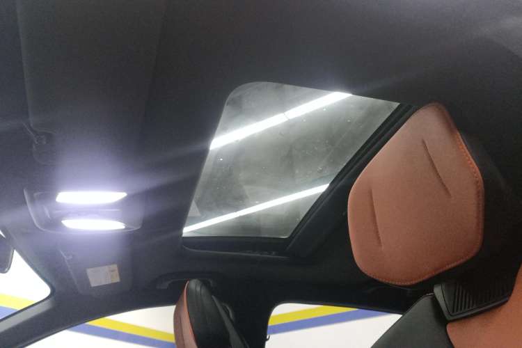 Used Changan UNI-V iDD 2023 Zhidian iDD 1.5T 113km Smart & Fun Version (Rapid Edition)
