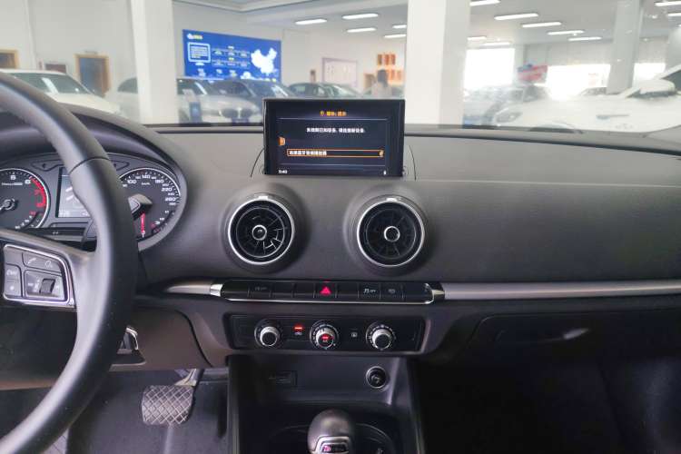 Used Audi A3 2020 Restyled Limousine 35 TFSI Ambition Version China VI
