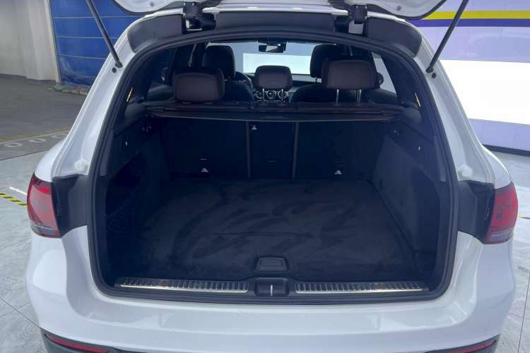 Used Mercedes-Benz GLC 2021 GLC 260 L 4MATIC Dynamic Edition
