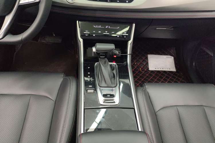 Used Changan CS75 2020 280T DCT Luxury Model China VI Standard
