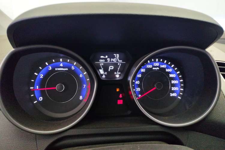 Used Hyundai Elantra 2015 1.6L Automatic Fashion Model
