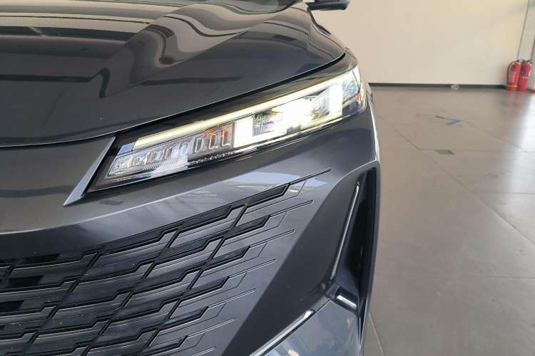 Used Changan Eado DD 2023 Blue Whale NE 1.5T GDI DCT Flagship Model
