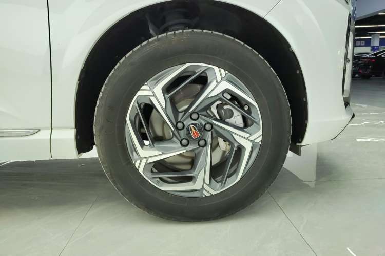 Used Hongqi HS3 2023 1.5T Two-Wheel Drive Shanwei Edition
