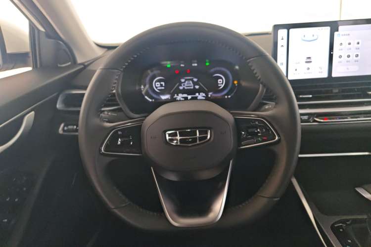 Used Geely Auto Emgrand 2023 4th Generation Champion Edition 1.5L CVT Prestige Model
