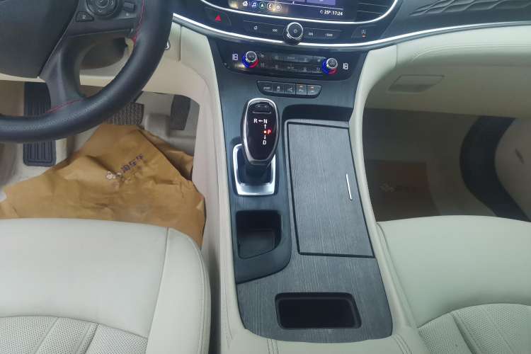 Used Buick LaCrosse 2022 Avenir Avia First Edition
