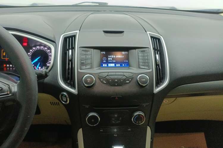 Used Ford Edge 2015 2.0T GTDi Two-Wheel-Drive Elite Edition
