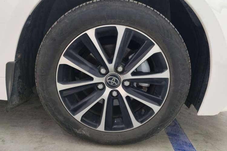 Used Toyota Levin 2023 Smart Electric Hybrid Dual-Engine 1.8L Leading Edition
