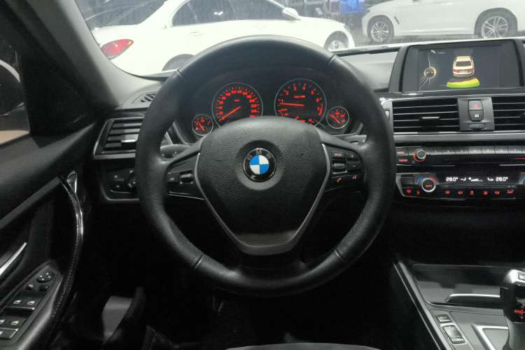 Used BMW 3 Series 2017 320Li Fashion Model
