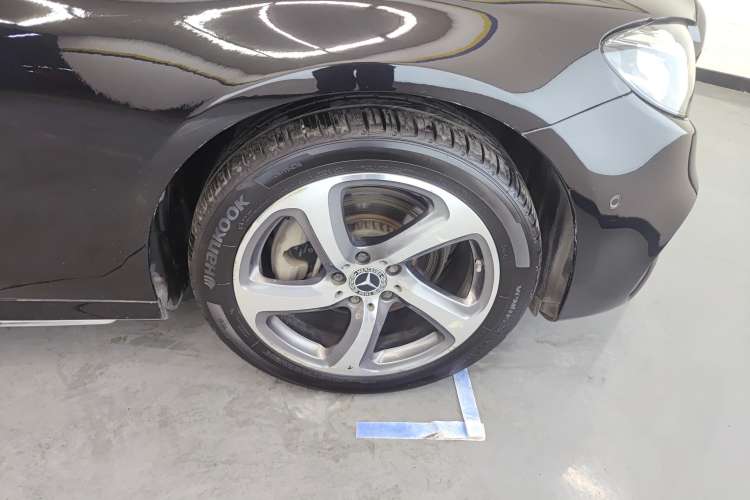 Used Mercedes-Benz E-Class 2019 E 260 L Sport 4MATIC
