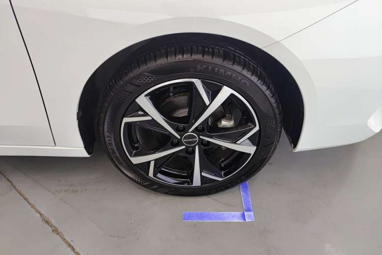 Used Roewe i5 2023 1.5L CVT Luxury Edition
