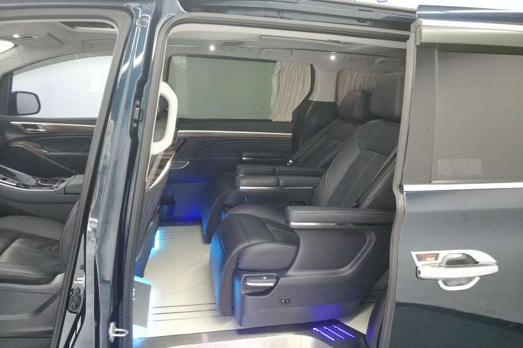 Used GAC Trumpchi M8 2021 Master Series 390T Prestige Edition
