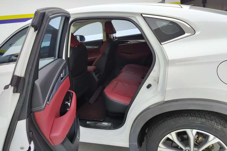 Used Changan CS85 COUPE 2021 1.5T DCT Luxury Edition
