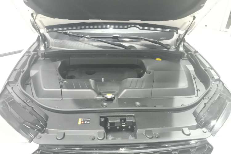 Used Wey VV6 2018 2.0T Two-Wheel Drive Flagship Version China V Standard
