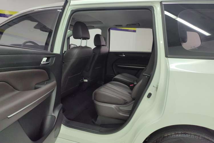 Used GAC Trumpchi M6 2019 270T Automatic Luxury Edition (6-seater) - China V Standard
