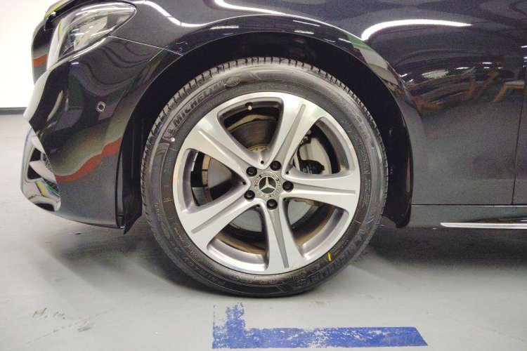 Used Mercedes-Benz E-Class 2018 Facelift E 200 L Sport Edition
