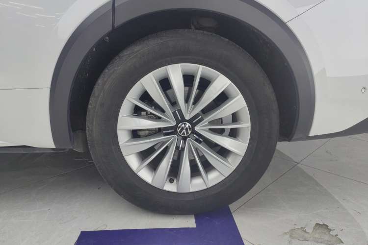 Used Volkswagen Viloran 2020 330TSI Business Edition
