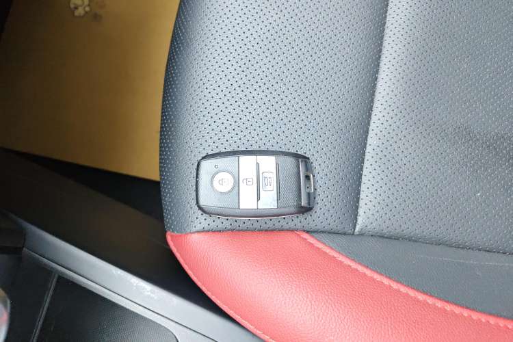 Used Kia KX Cross 2019 1.6L Automatic Dynamic Sunroof Version China VI
